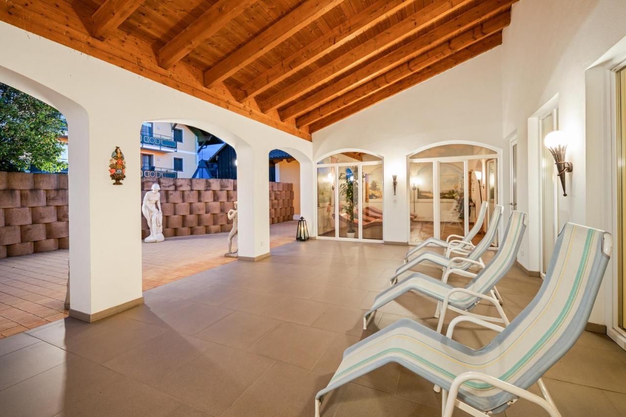 Hotel Preishof كيرشهام المظهر الخارجي الصورة